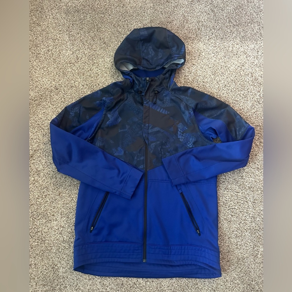 Nike Therma-fit hooded  jacket size large